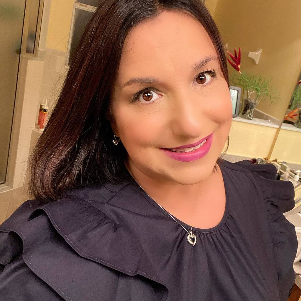 Meet your Posher, Stephanie